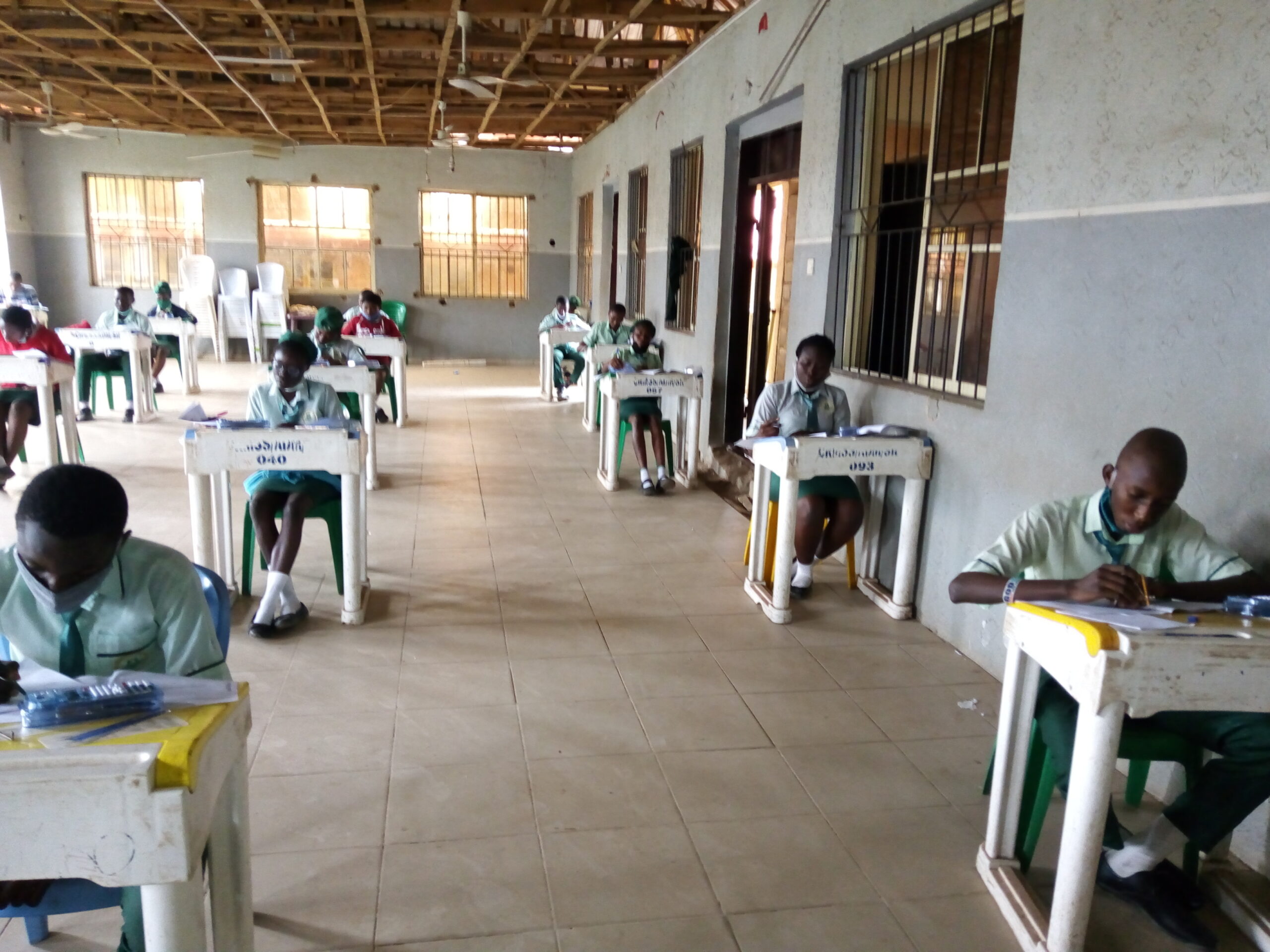 376F6B0A BA25 4CC4 BB12 B3698A37E1C9 b76f599d2e66128f00aed296a2f13e49 scaled - COVID-19: Osun State begins WAEC examinations, observes precautionary measures