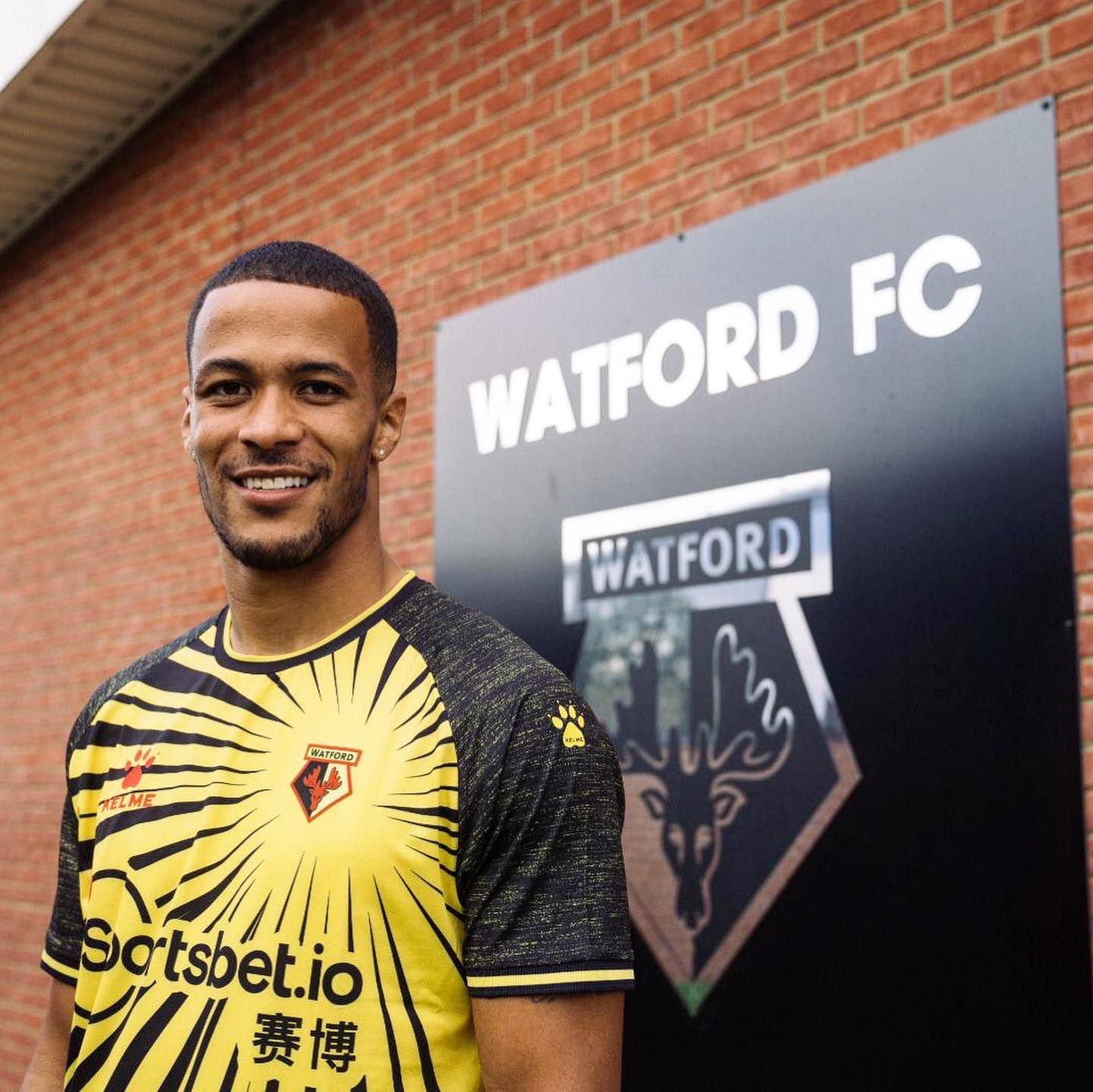 IMG 20200930 081859 8aa015e6b8eeeddfaf5bb4e970e35a1c - Super Eagles Defender joins Watford FC