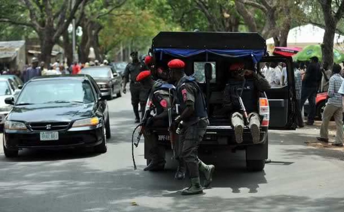 Man chains wife to a pillar in Ebonyi